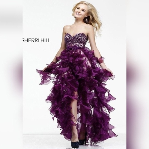 Sherri Hill Prom Dress - Picture 1 of 8